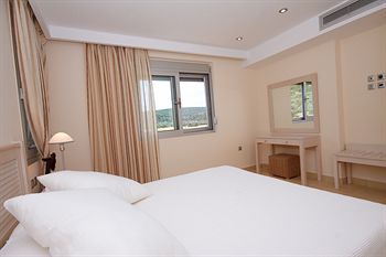 Aparthotel Almiriki Hotel