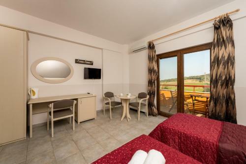 Hotel Petrinos Lofos