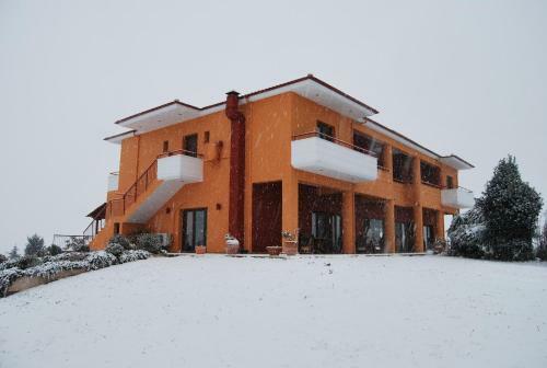 Hotel Petrinos Lofos