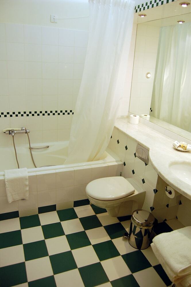 Hotel Poseidon Palace