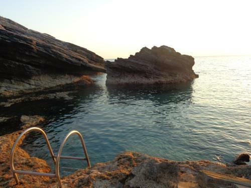Hotel Faros