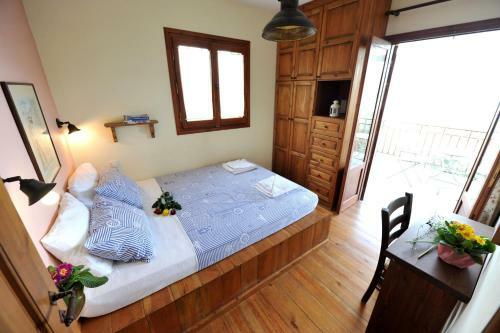 Hostal Gera's Olive Grove (elaionas Tis Geras)