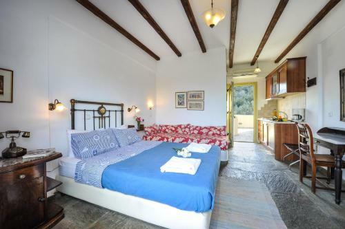 Hostal Gera's Olive Grove (elaionas Tis Geras)