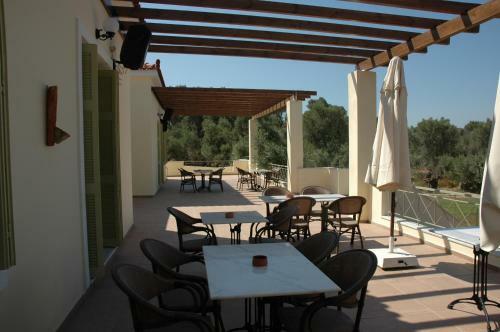 Hostal Gera's Olive Grove (elaionas Tis Geras)