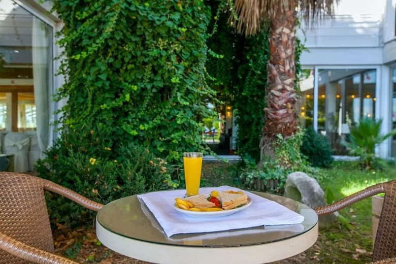Hotel Theoxenia