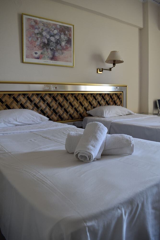 Hotel Theoxenia