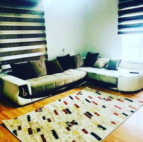 Apartamento Ala�at? Talas Rezidans