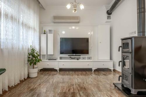 Villa Lale - 3 Bed With Top Kitchen And Garden!