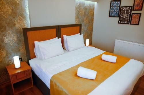 Umut Apartments