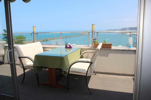 Hotel Ganitalife Otel