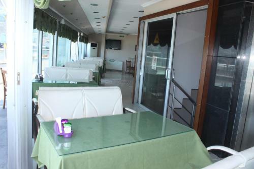 Hotel Ganitalife Otel