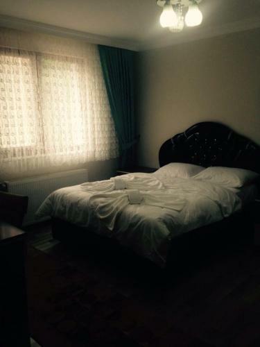 Mutlu Apart