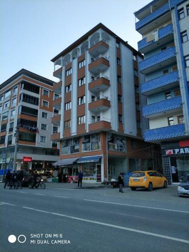 Mutlu Apart