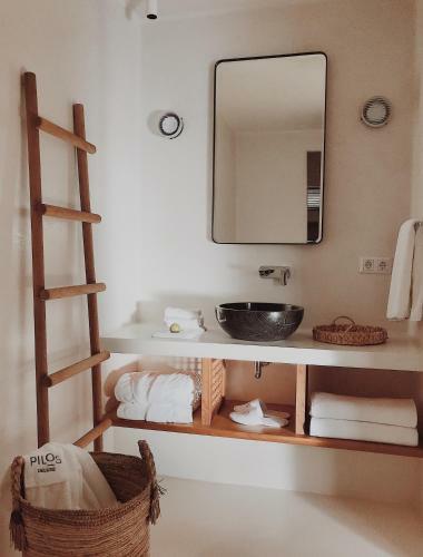 Hotel Pilos Deluxe