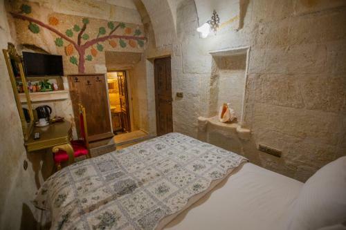 Royal Cave Hotel