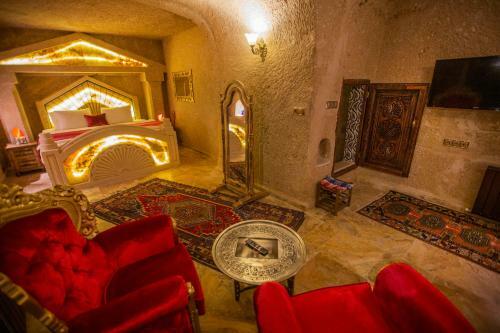 Royal Cave Hotel