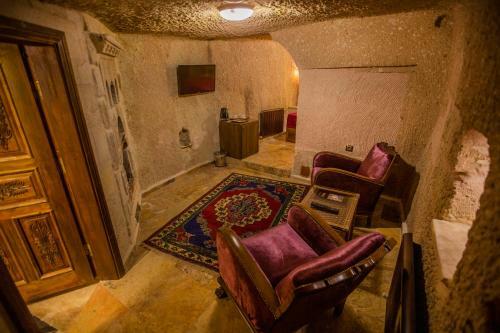 Royal Cave Hotel