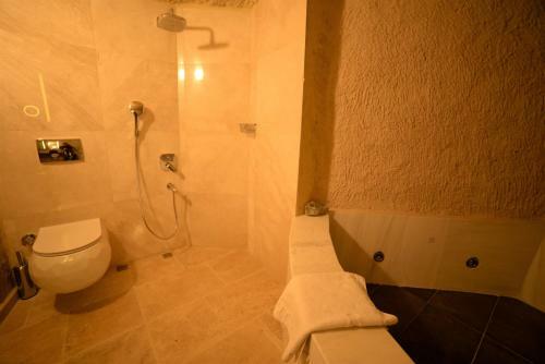 Crassus Cave Hotel