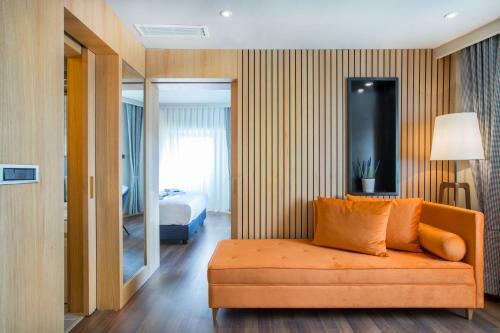 Signature Hotels