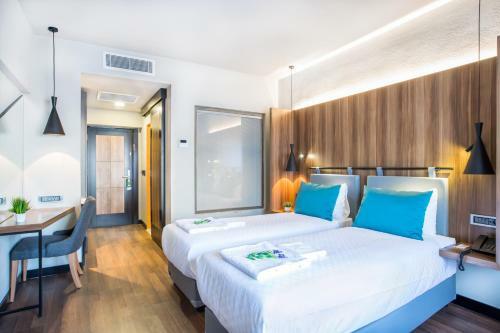 Signature Hotels