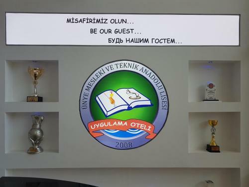 Hotel �nye Uygulama Oteli