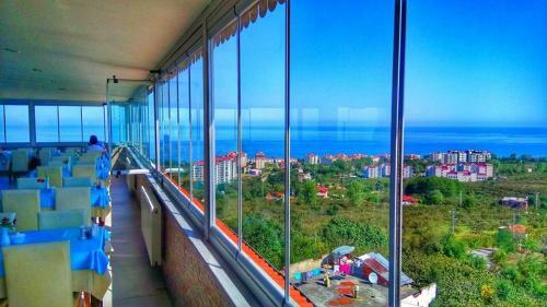 Hotel �nye Uygulama Oteli