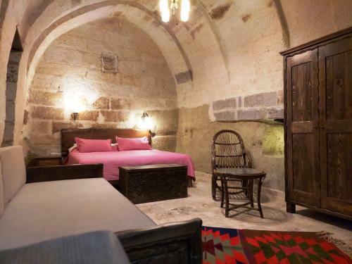 Armesos Cave Hotel
