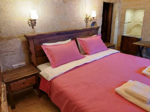 Armesos Cave Hotel