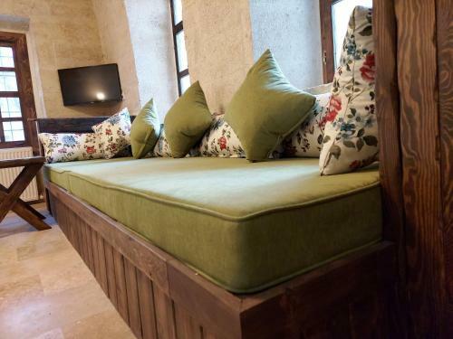 Armesos Cave Hotel