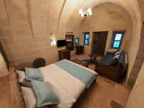 Armesos Cave Hotel