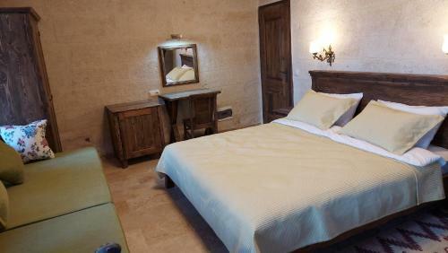 Armesos Cave Hotel