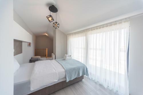 Hotel Green Hills Suites