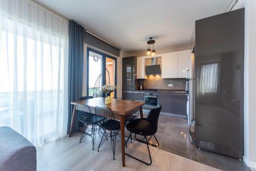 Hotel Green Hills Suites