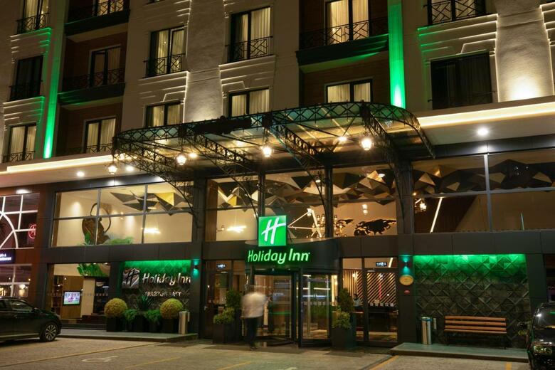 Hero's Hotel