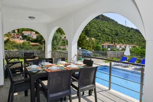 Villa Reyonu - Villa Amore �l�deniz