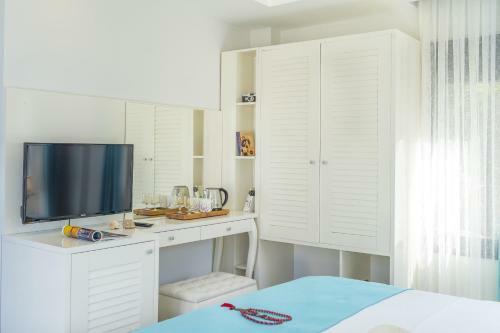 Monastery Suites Hotel
