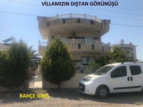 Villa With Private Pool In Altinkum
