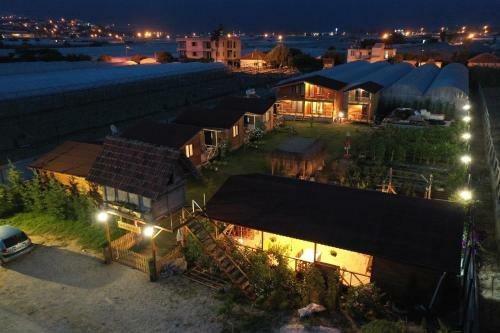 Bed & Breakfast Em-ba But?k Bungalov
