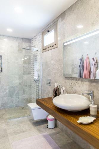 Gumbet Villa Sleeps 8 With Pool Air Con And Wifi