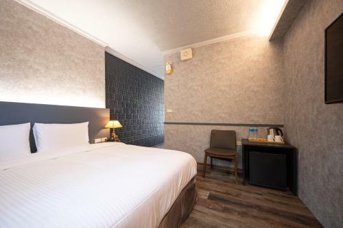 Yilan East Motel