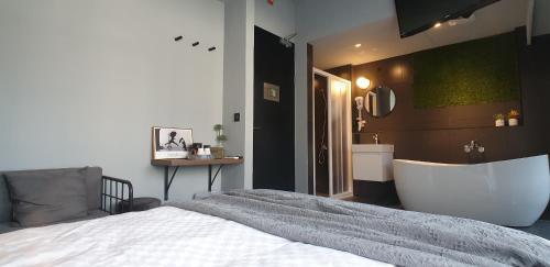 Hostal Leo111/yan Cheng Pier 2