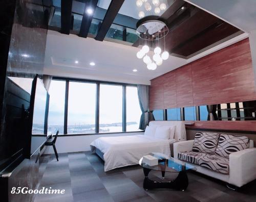 Hostal 85??-??85??