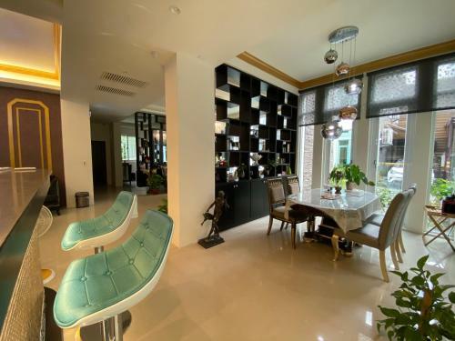 Bed & Breakfast N-europe Guesthouse