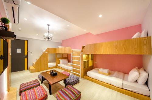 Anich Fashion Inn