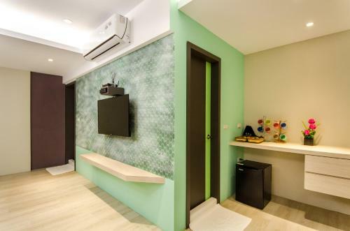 Anich Fashion Inn