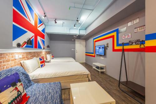 Albergue I Hi Hotel