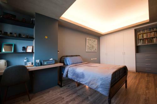 Ken's Joy Inn