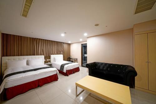 Hotel ????-???