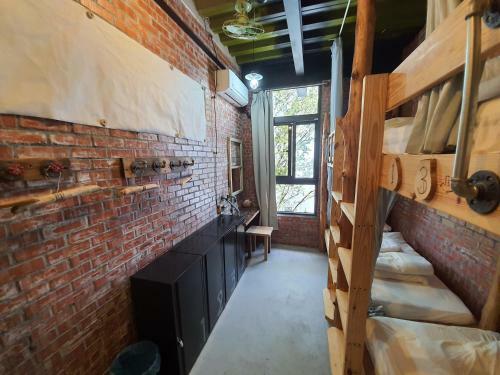 Diandian Hostel
