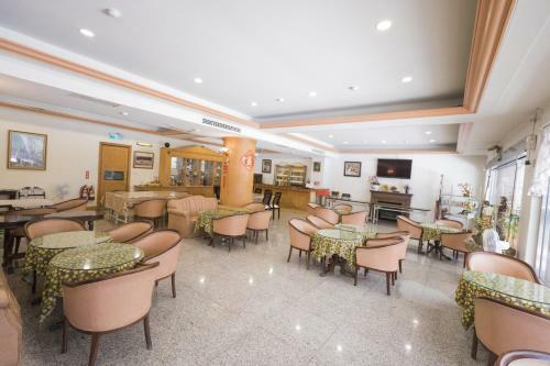 Tzu Chi Hotel